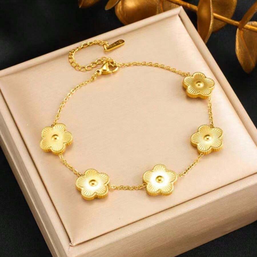 18K Gold-Plated Clover Jewelry Set