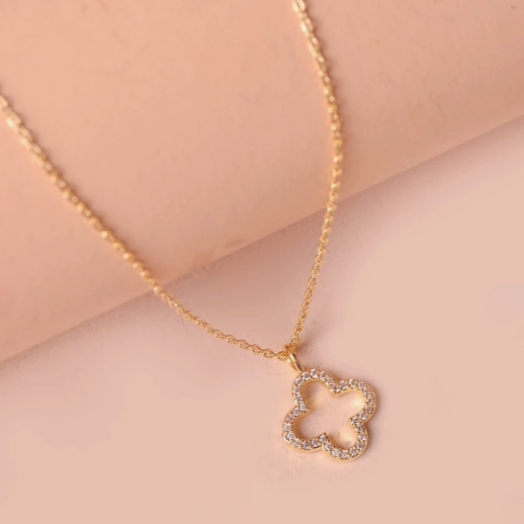 Hollow Out Lucky Four Leaf Clover Pendant Necklace For Women, Festival Gift, Daily Wear Accessories