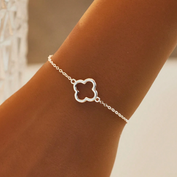 925 Sterling Silver Hollow Out Clover Bracelet