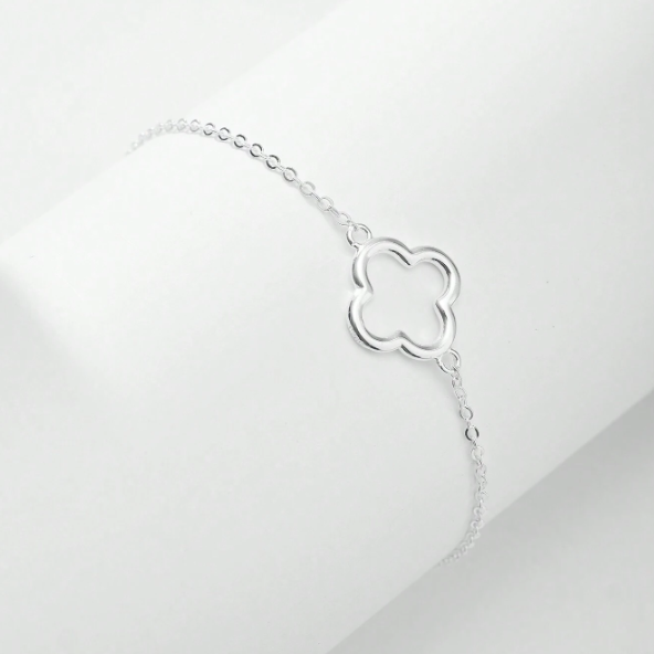 925 Sterling Silver Hollow Out Clover Bracelet