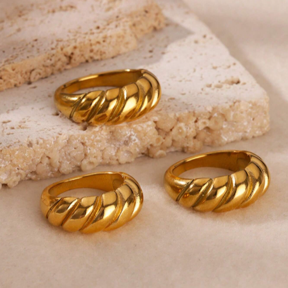 18K Gold Plated Stainless Steel Croissant Ring