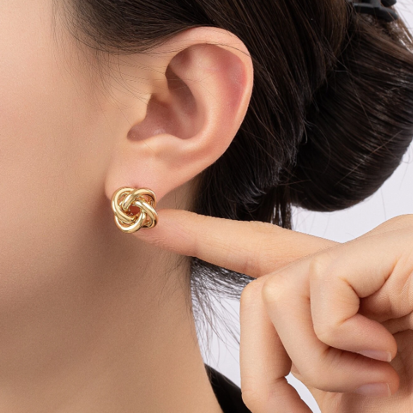 Twist Design Stud Earrings