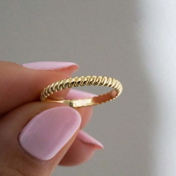 Simple Spiral Design Ring For Women